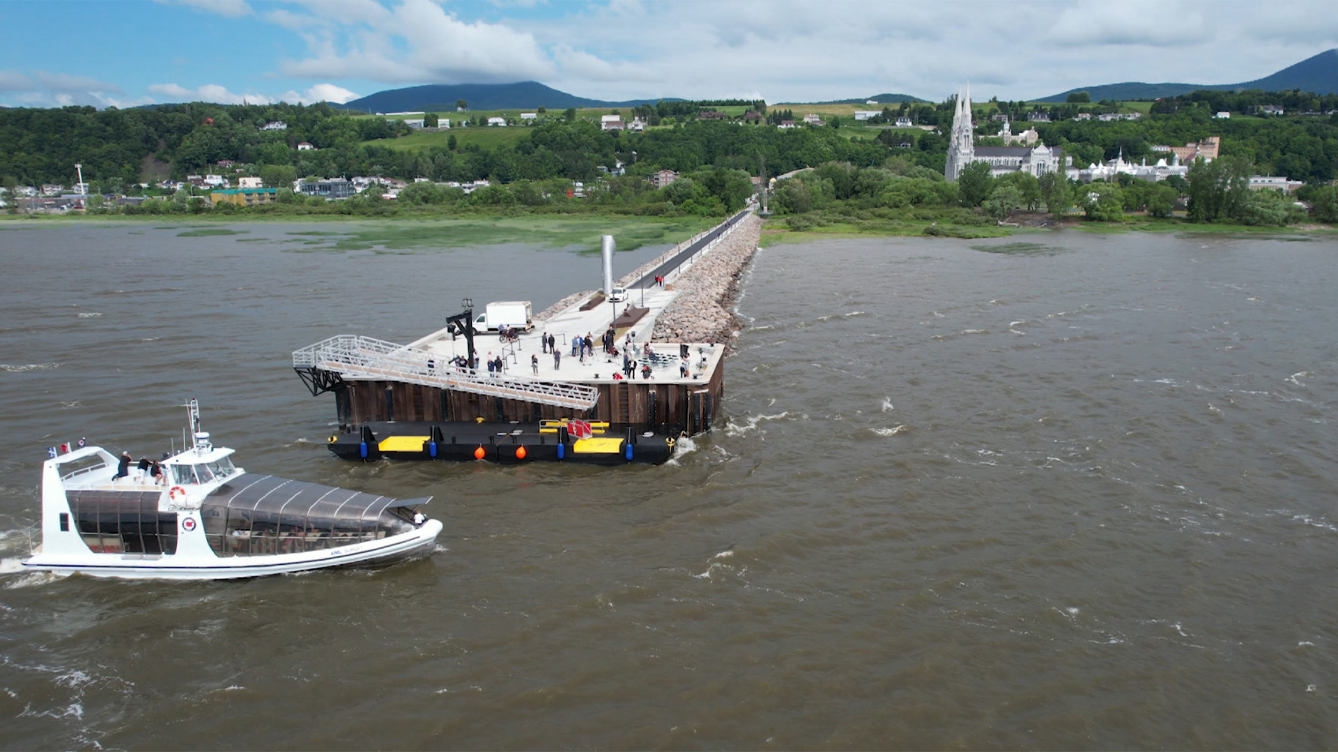 Le quai de Sainte-Anne – Au fil du temps